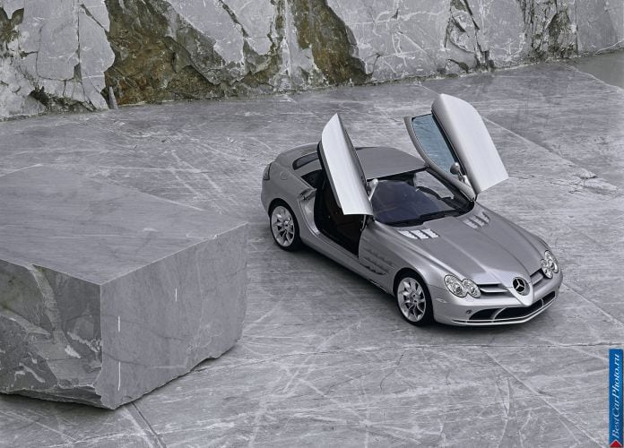 2004 Mercedes-Benz SLR McLaren - фотография 67 из 243 2004 Mercedes-Benz SLR McLaren - фотография 67 из 243