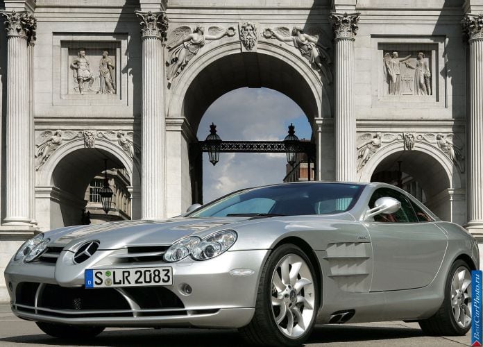 2004 Mercedes-Benz SLR McLaren - фотография 69 из 243 2004 Mercedes-Benz SLR McLaren - фотография 69 из 243