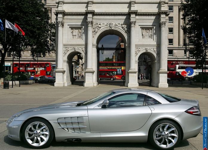 2004 Mercedes-Benz SLR McLaren - фотография 89 из 243