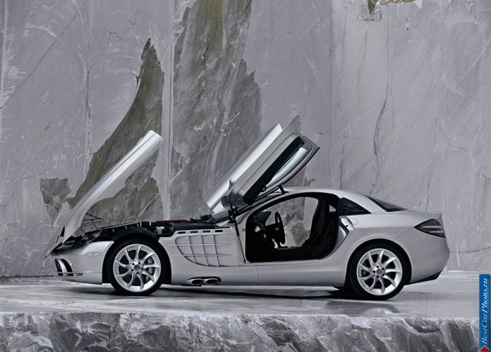 2004 Mercedes-Benz SLR McLaren - фотография 92 из 243 2004 Mercedes-Benz SLR McLaren - фотография 92 из 243