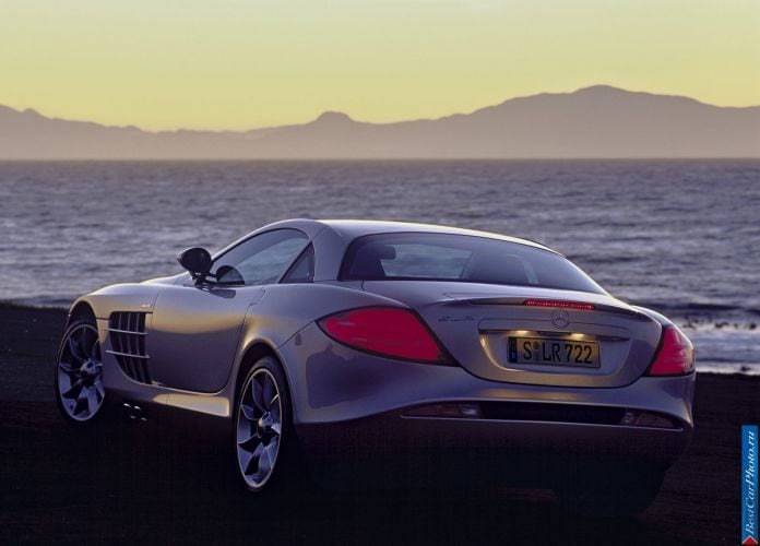 2004 Mercedes-Benz SLR McLaren - фотография 99 из 243 2004 Mercedes-Benz SLR McLaren - фотография 99 из 243