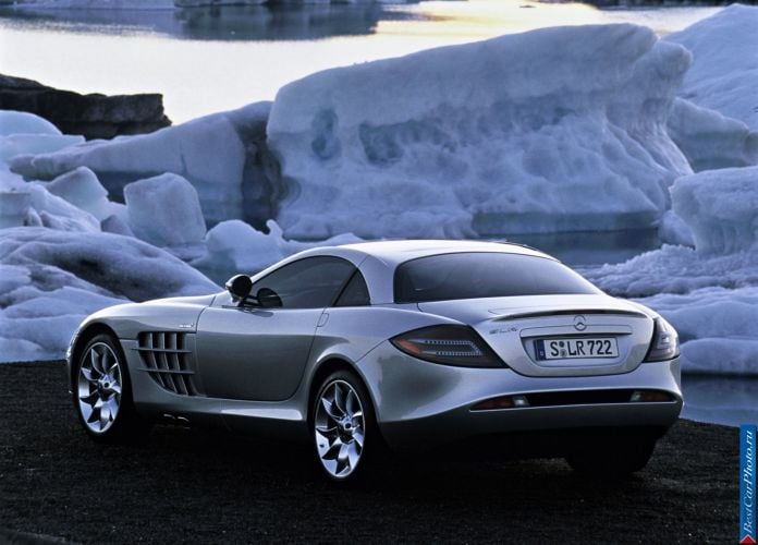 2004 Mercedes-Benz SLR McLaren - фотография 105 из 243 2004 Mercedes-Benz SLR McLaren - фотография 105 из 243