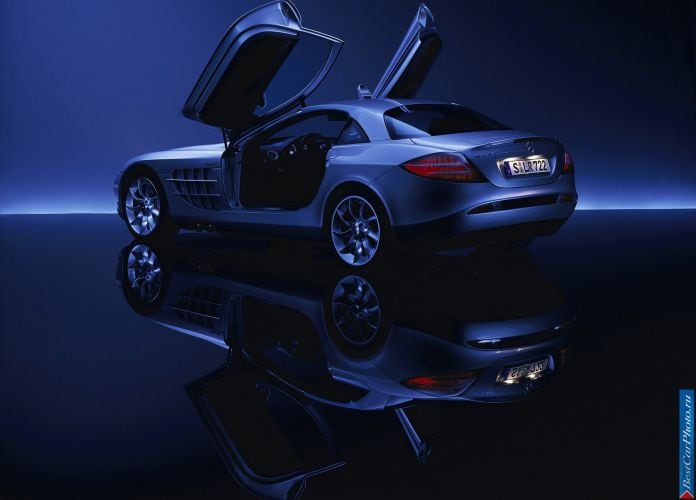 2004 Mercedes-Benz SLR McLaren - фотография 115 из 243 2004 Mercedes-Benz SLR McLaren - фотография 115 из 243