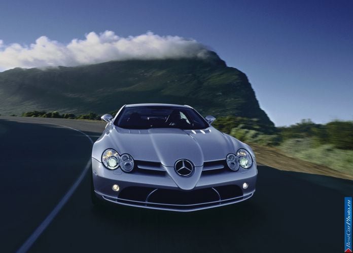 2004 Mercedes-Benz SLR McLaren - фотография 121 из 243 2004 Mercedes-Benz SLR McLaren - фотография 121 из 243