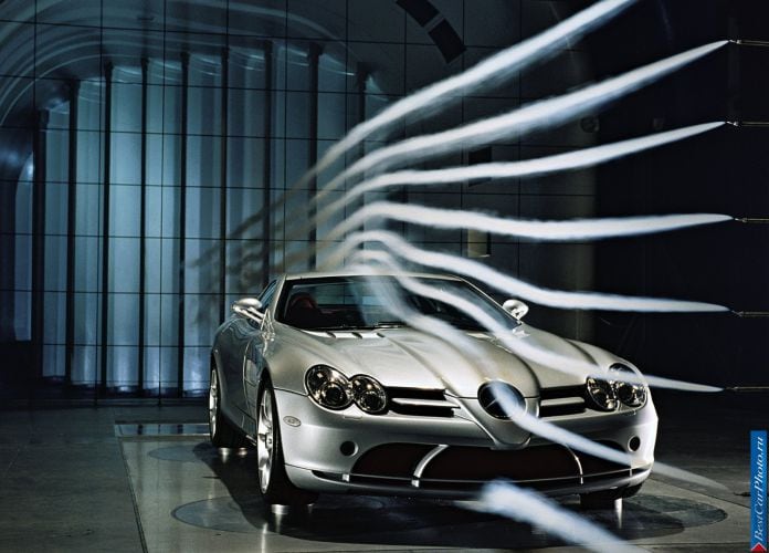 2004 Mercedes-Benz SLR McLaren - фотография 144 из 243 2004 Mercedes-Benz SLR McLaren - фотография 144 из 243