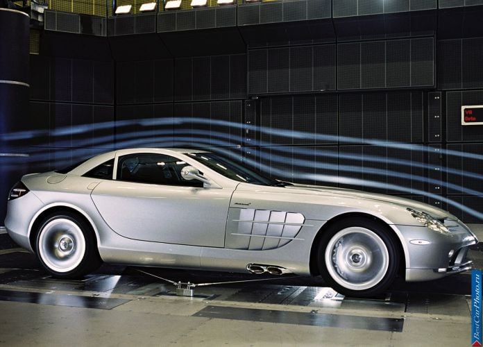 2004 Mercedes-Benz SLR McLaren - фотография 146 из 243
