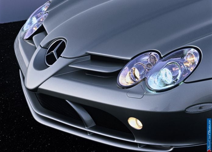 2004 Mercedes-Benz SLR McLaren - фотография 166 из 243