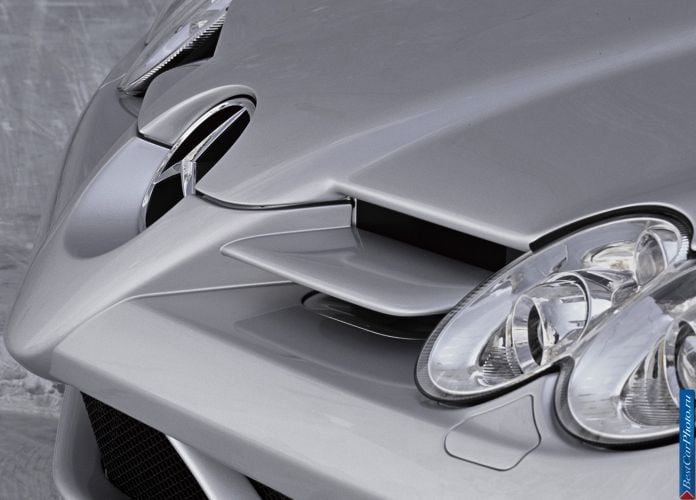 2004 Mercedes-Benz SLR McLaren - фотография 175 из 243 2004 Mercedes-Benz SLR McLaren - фотография 175 из 243