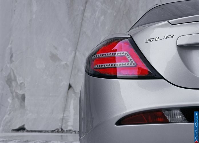 2004 Mercedes-Benz SLR McLaren - фотография 178 из 243