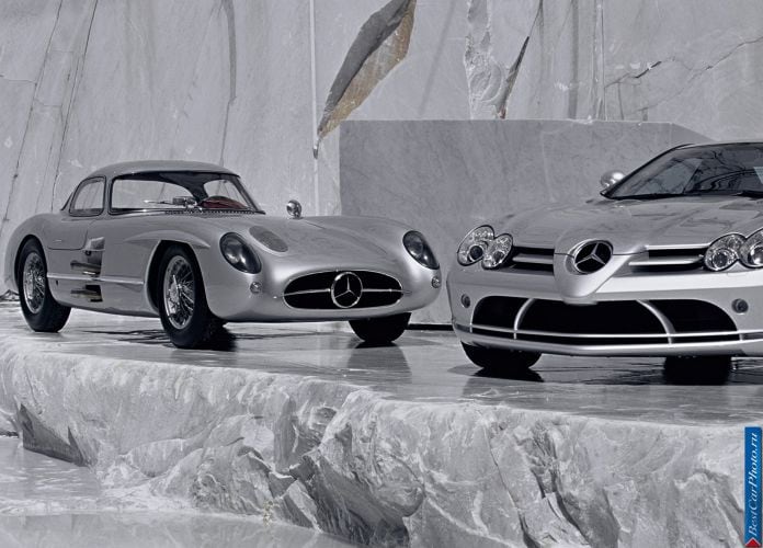2004 Mercedes-Benz SLR McLaren - фотография 192 из 243 2004 Mercedes-Benz SLR McLaren - фотография 192 из 243