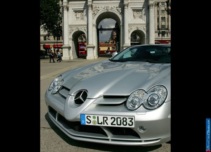 2004 Mercedes-Benz SLR McLaren - фотография 206 из 243 2004 Mercedes-Benz SLR McLaren - фотография 206 из 243