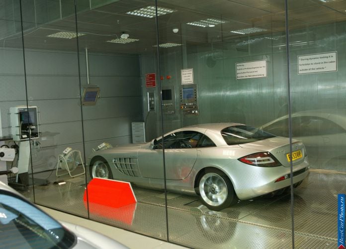 2004 Mercedes-Benz SLR McLaren - фотография 218 из 243
