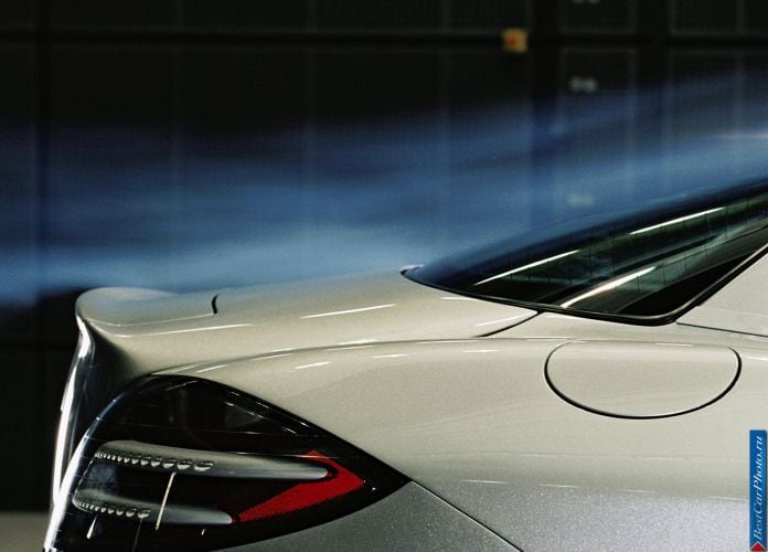 2004 Mercedes-Benz SLR McLaren - фотография 227 из 243