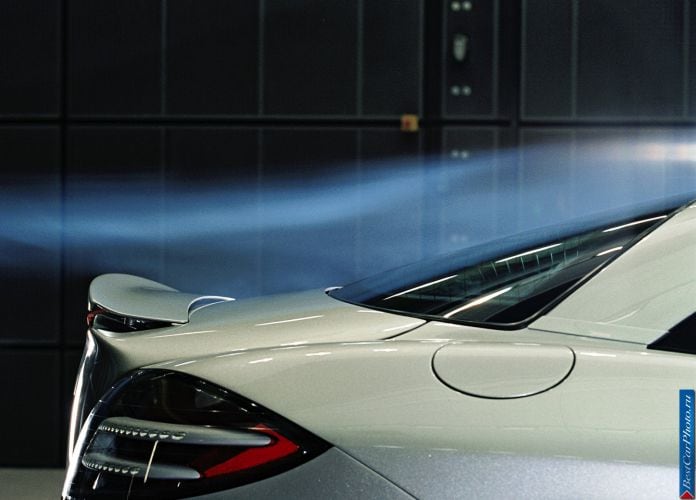 2004 Mercedes-Benz SLR McLaren - фотография 228 из 243