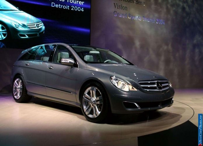 2004 Mercedes-Benz Vision Grand Sports Tourer Concept - фотография 19 из 22 2004 Mercedes-Benz Vision Grand Sports Tourer Concept - фотография 19 из 22