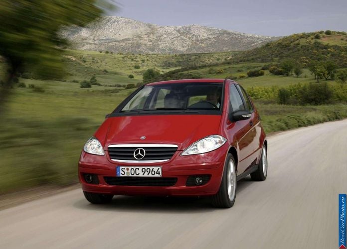 2005 Mercedes-Benz A170 Classic 5door - фотография 5 из 19 2005 Mercedes-Benz A170 Classic 5door - фотография 5 из 19