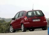 mercedes-benz_2005_a170_classic_5door_008.jpg
