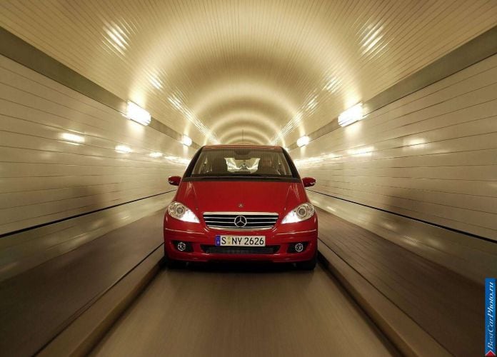 2005 Mercedes-Benz A180 CDi 3door - фотография 4 из 15