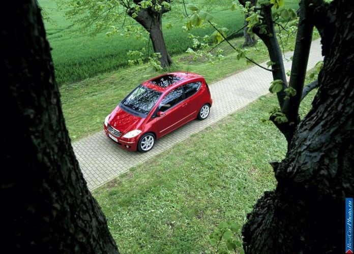 2005 Mercedes-Benz A180 CDi 3door - фотография 7 из 15 2005 Mercedes-Benz A180 CDi 3door - фотография 7 из 15
