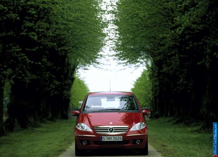 2005 Mercedes-Benz A180 CDi 3door - фотография 13 из 15