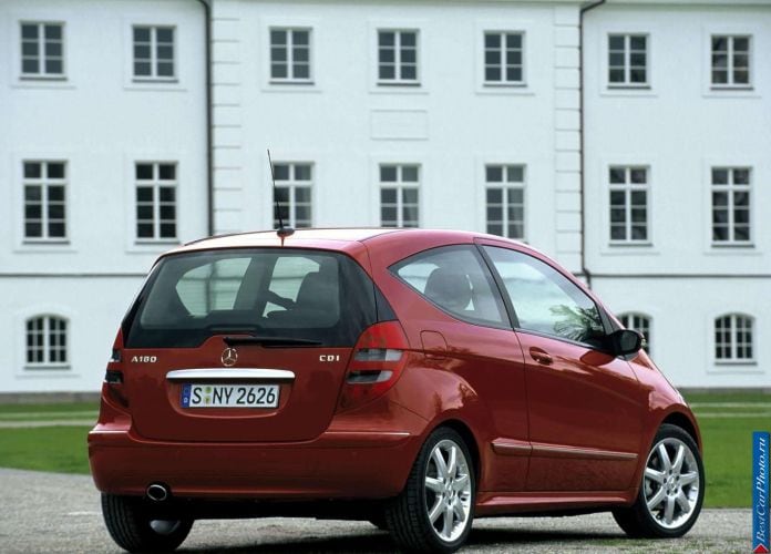 2005 Mercedes-Benz A180 CDi 3door - фотография 15 из 15 2005 Mercedes-Benz A180 CDi 3door - фотография 15 из 15