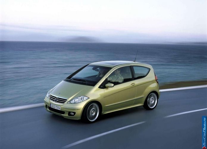 2005 Mercedes-Benz A200 Avantgarde 3door - фотография 4 из 101