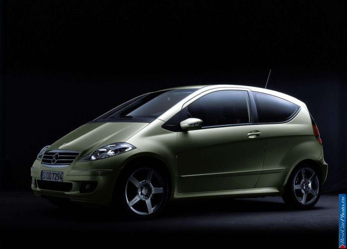 2005 Mercedes-Benz A200 Avantgarde 3door - фотография 9 из 101 2005 Mercedes-Benz A200 Avantgarde 3door - фотография 9 из 101