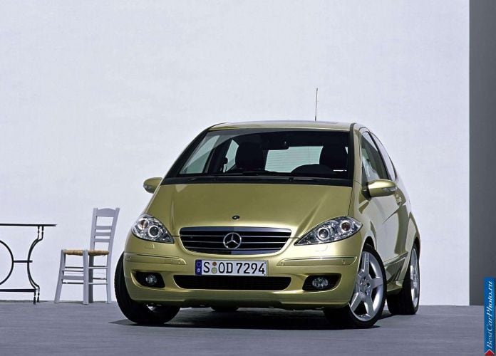 2005 Mercedes-Benz A200 Avantgarde 3door - фотография 15 из 101 2005 Mercedes-Benz A200 Avantgarde 3door - фотография 15 из 101