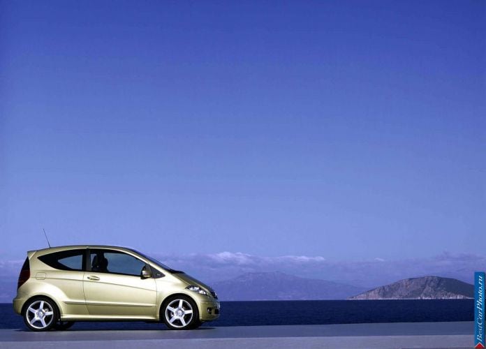 2005 Mercedes-Benz A200 Avantgarde 3door - фотография 19 из 101