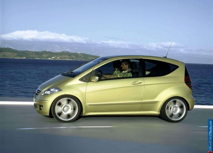 2005 Mercedes-Benz A200 Avantgarde 3door - фотография 44 из 101