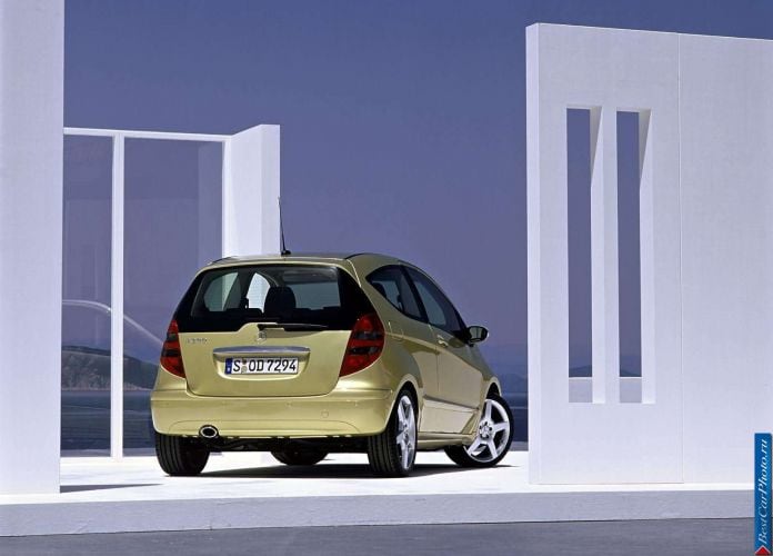 2005 Mercedes-Benz A200 Avantgarde 3door - фотография 48 из 101