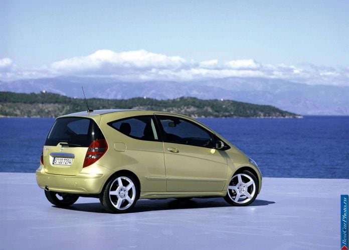 2005 Mercedes-Benz A200 Avantgarde 3door - фотография 56 из 101 2005 Mercedes-Benz A200 Avantgarde 3door - фотография 56 из 101