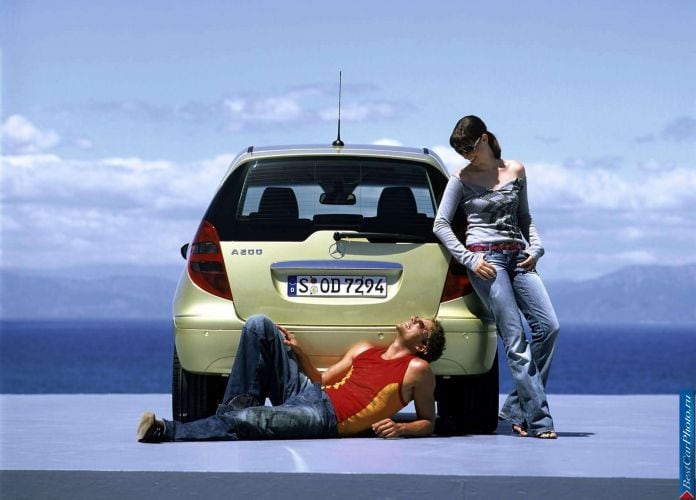 2005 Mercedes-Benz A200 Avantgarde 3door - фотография 59 из 101 2005 Mercedes-Benz A200 Avantgarde 3door - фотография 59 из 101