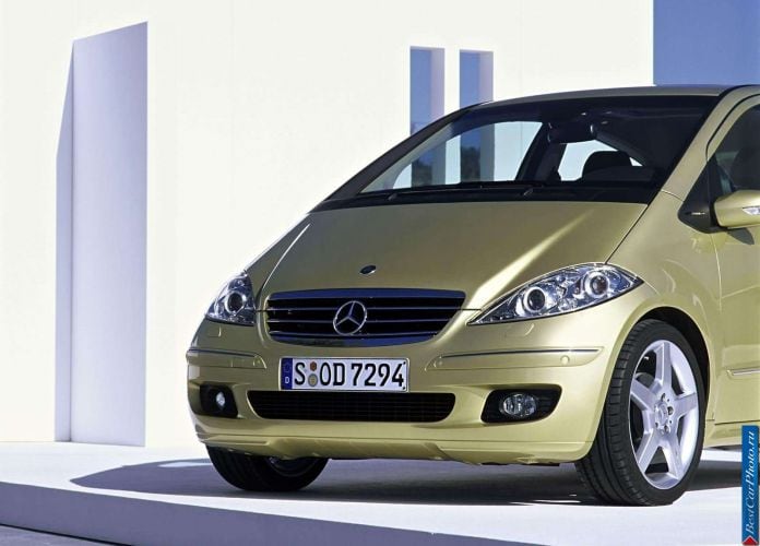 2005 Mercedes-Benz A200 Avantgarde 3door - фотография 87 из 101 2005 Mercedes-Benz A200 Avantgarde 3door - фотография 87 из 101