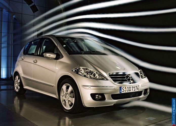 2005 Mercedes-Benz A200 CDi Avantgarde 5door - фотография 29 из 75 2005 Mercedes-Benz A200 CDi Avantgarde 5door - фотография 29 из 75