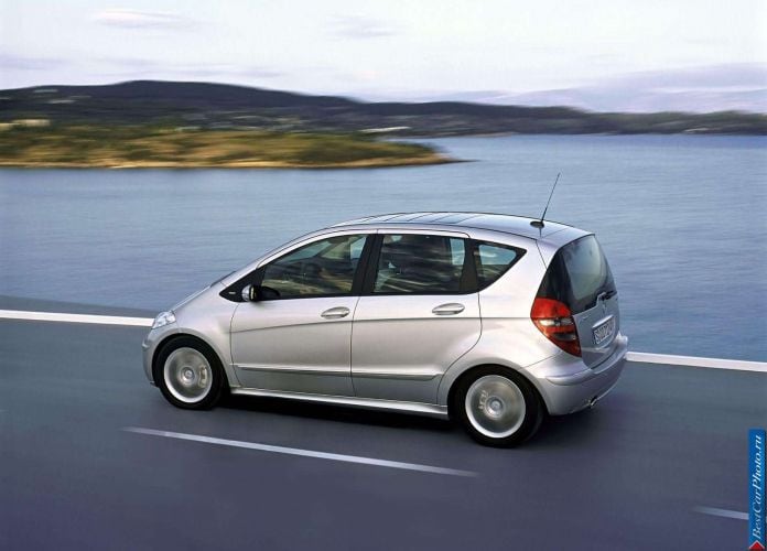 2005 Mercedes-Benz A200 CDi Avantgarde 5door - фотография 39 из 75