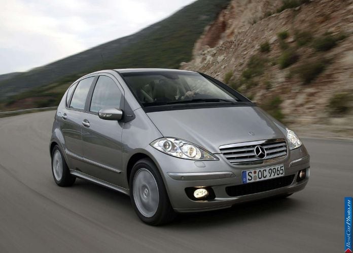 2005 Mercedes-Benz A200 Elegance 5door - фотография 1 из 29 2005 Mercedes-Benz A200 Elegance 5door - фотография 1 из 29