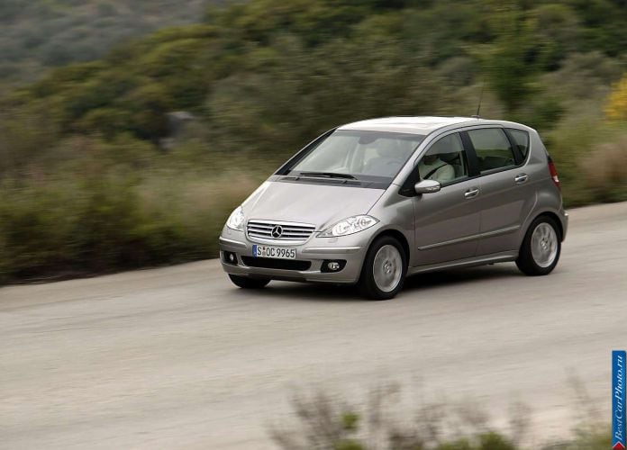 2005 Mercedes-Benz A200 Elegance 5door - фотография 10 из 29