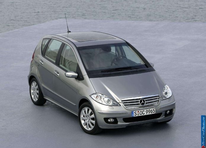2005 Mercedes-Benz A200 Elegance 5door - фотография 13 из 29 2005 Mercedes-Benz A200 Elegance 5door - фотография 13 из 29