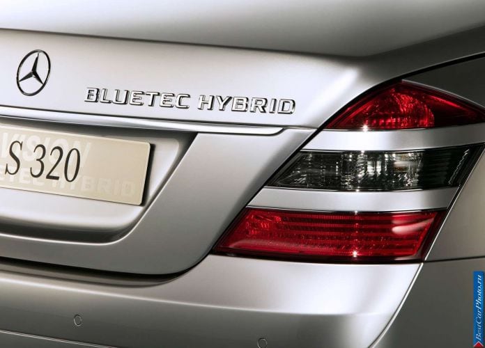 2005 Mercedes-Benz Bluetec Hybrid Concept - фотография 5 из 6