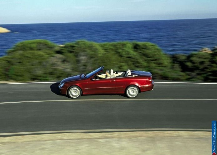 2005 Mercedes-Benz CLK320 CDi Cabriolet Avantgarde - фотография 5 из 19 2005 Mercedes-Benz CLK320 CDi Cabriolet Avantgarde - фотография 5 из 19