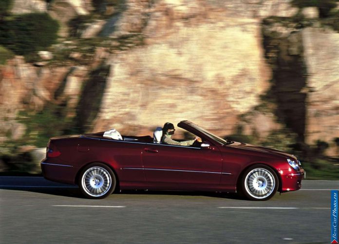 2005 Mercedes-Benz CLK320 CDi Cabriolet Avantgarde - фотография 6 из 19