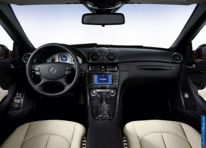 2005 Mercedes-Benz CLK320 CDi Cabriolet Avantgarde - фотография 9 из 19