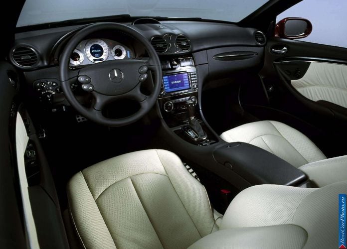 2005 Mercedes-Benz CLK320 CDi Cabriolet Avantgarde - фотография 11 из 19