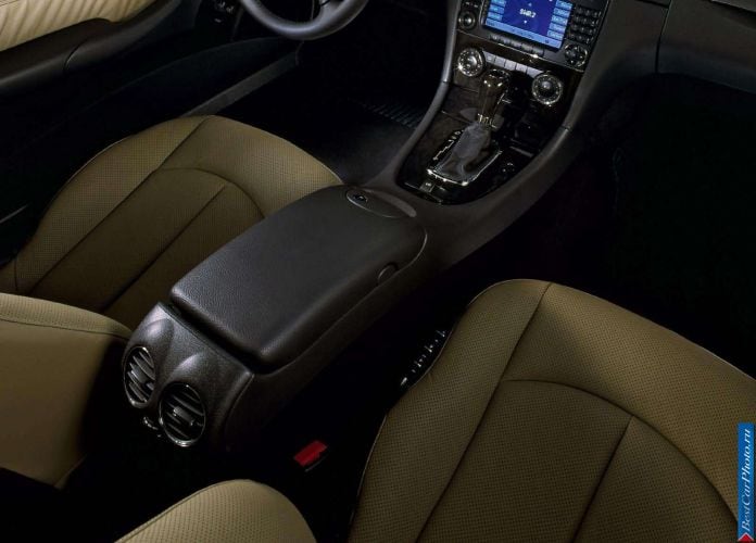 2005 Mercedes-Benz CLK320 CDi Cabriolet Avantgarde - фотография 14 из 19
