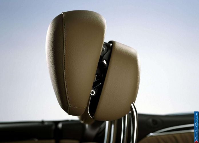 2005 Mercedes-Benz CLK320 CDi Cabriolet Avantgarde - фотография 18 из 19