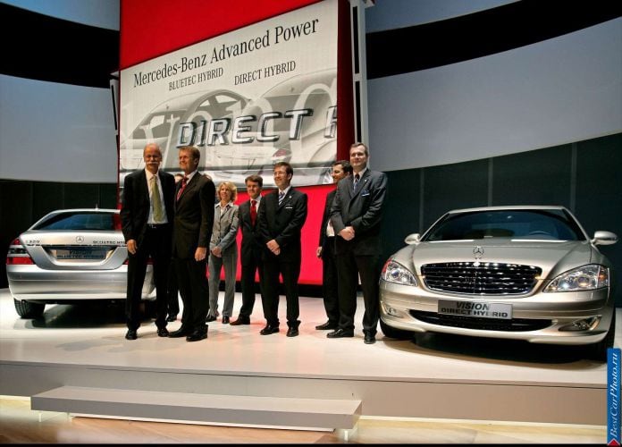 2005 Mercedes-Benz Direct Hybrid Concept - фотография 9 из 9