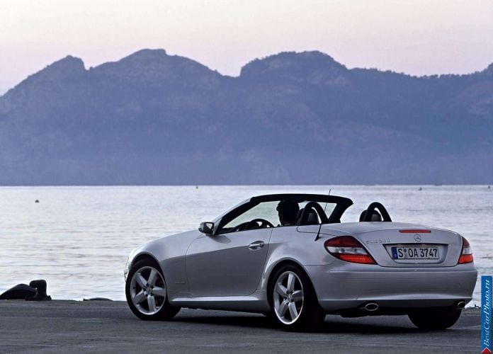 2005 Mercedes-Benz SLK200 Kompressor - фотография 27 из 72 2005 Mercedes-Benz SLK200 Kompressor - фотография 27 из 72