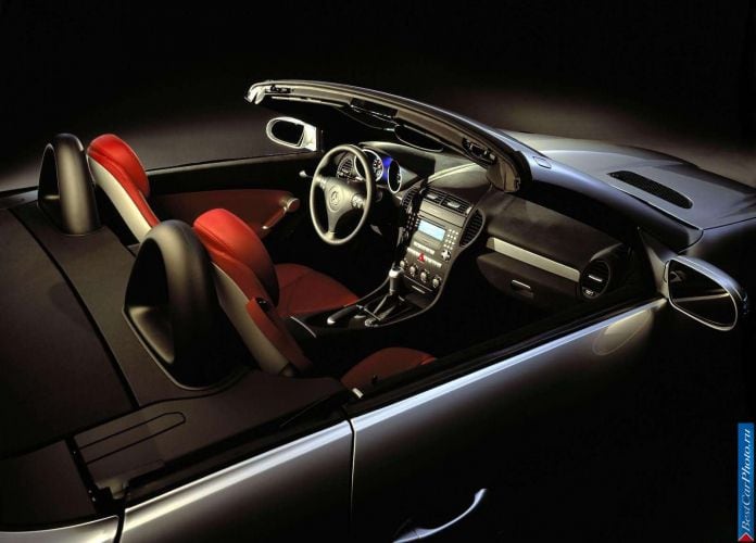 2005 Mercedes-Benz SLK200 Kompressor - фотография 53 из 72