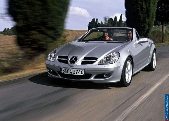 2005 Mercedes-Benz SLK350 - фотография 5 из 123 2005 Mercedes-Benz SLK350 - фотография 5 из 123